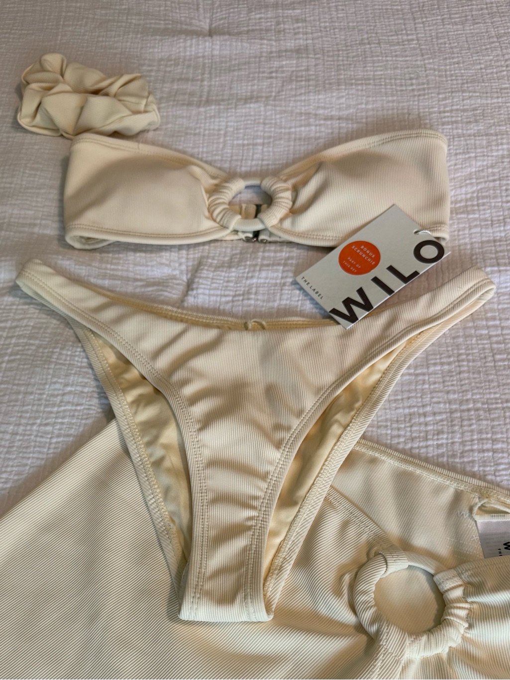 Wilo Cream Ring-Front Bandeau Bikini Set